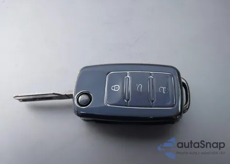 2004 Volkswagen New Beetle Gls из США, поврежденный, VIN 3VWCM31Y44M345135